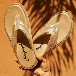 FP Free People Wonderland Thong Sandals
